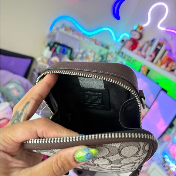 Sold - Picture 6 of 6